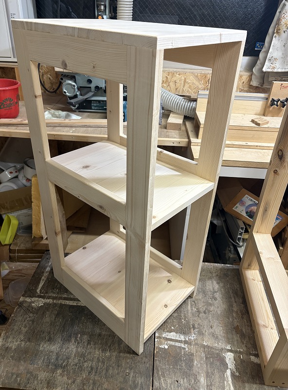 友人のサニタリーラック製作10